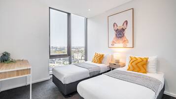 3 عدّة غرف نوم ومكواة/لوح كي وواي فاي مجانًا وملاءات أسرّة