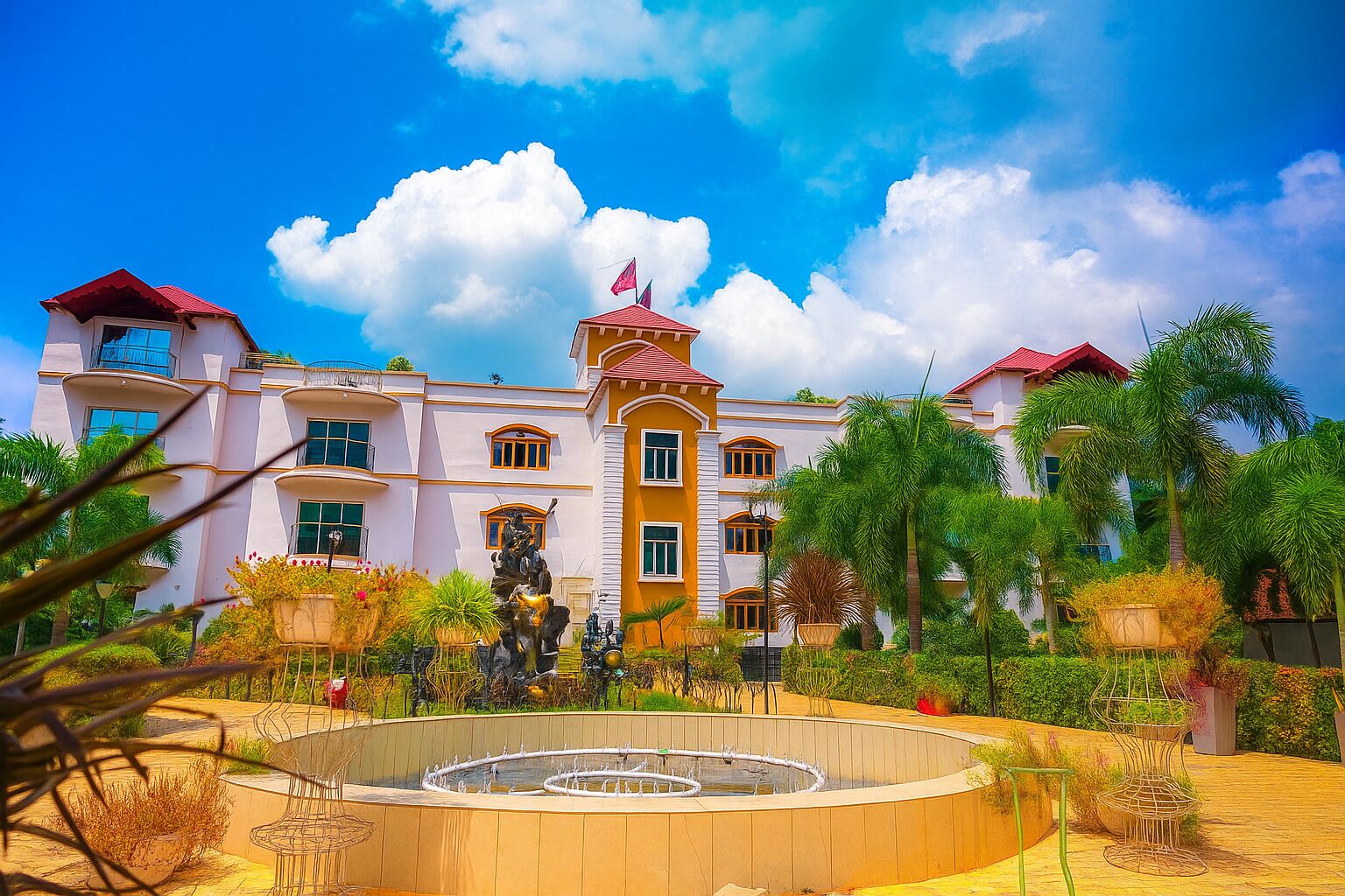 Vista frontal de la propiedad