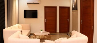 LET'STAY VASANTKUNJ DELHI