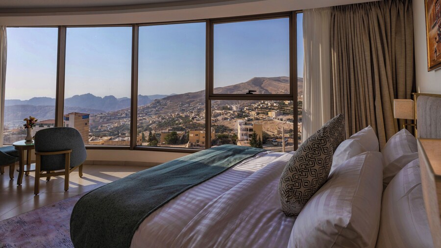 Petra Legacy Luxury
