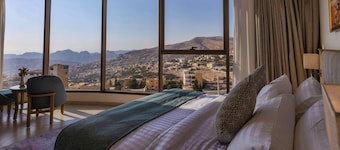 Petra Legacy Luxury