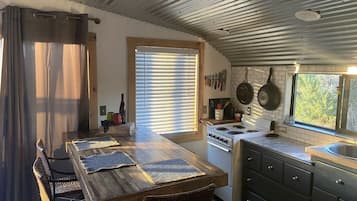 雪櫃、焗爐、爐具、咖啡機/沖茶器