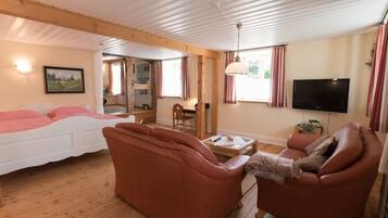 1 bedroom, WiFi, bed sheets