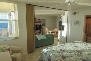 1 bedroom, internet, bed sheets