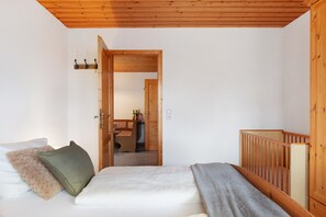 2 bedrooms, iron/ironing board, WiFi - Holiday Apartment with Mountain View 2 with Balcony and Wi-Fi (Wieden)