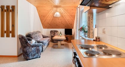 'Ferienwohnung mit Bergblick 2' mit Balkon und WLAN