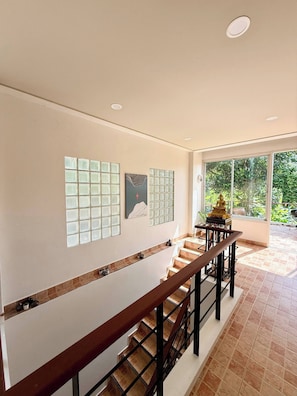 Casa, 2 dormitoris, fumadors, balcó | Interior