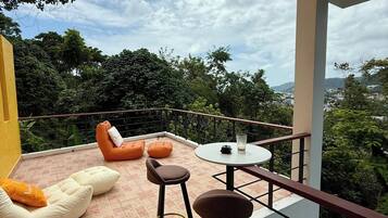 House, 2 Bedrooms, Smoking, Balcony | Balcony