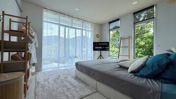 House, 2 Bedrooms, Smoking, Balcony