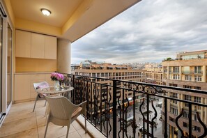 Luxury Apartment | Balcony - North Ave. Apartments by Luxe Group HH55 (Yerevan)