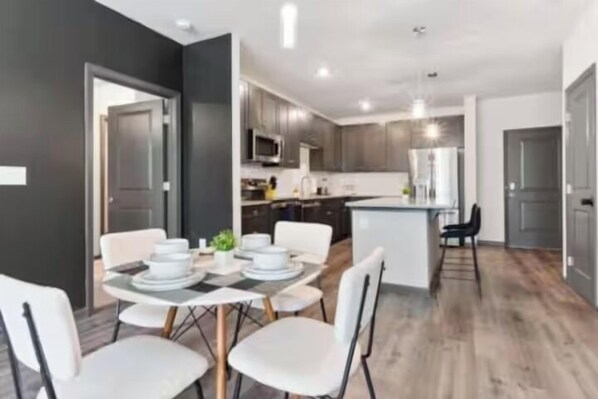 Apartment | Dining room - Luxe King 2BR Suite in North Raleigh (Raleigh)