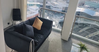 Cityscape Apartment in Rotunda Bham