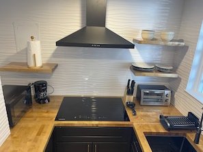 Microwave, oven, stovetop, dishwasher