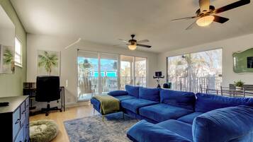 تلفزيون ذكي