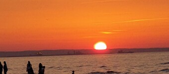 Soothing 3-bedroom cottage with fitness room near Gdańsk