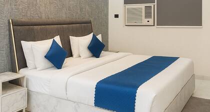 Let'stay- Sector-70 Noida