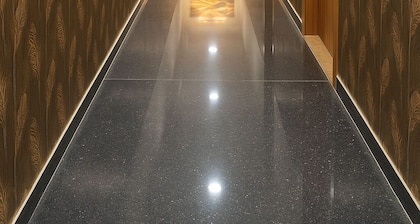 Let'stay- Sector-70 Noida