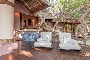 5 bedrooms, Internet - Anana Casa Cantarena Beachfront Meals Included (Tulum)