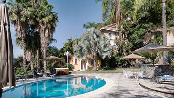 3 bedrooms, Internet