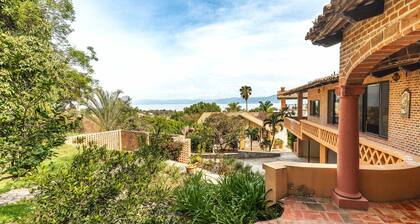 Anana Rancho San Rafael Villa With Pool Views