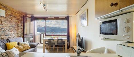 Apartment | 1 bedroom, Internet