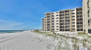 Exterior - Beachfront Bliss: 3BR/3BA Condo with Balcony & Pools at Pinnacle Port (Panama City Beach)