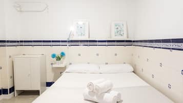 2 habitaciones, tabla de planchar con plancha y wifi gratis