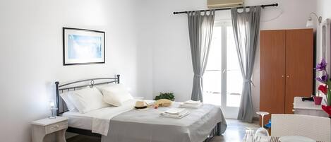 WiFi、ベッドシーツ