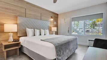 1 slaapkamer, een strijkplank/strijkijzer, gratis wifi, beddengoed