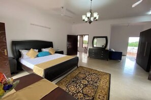 4 habitaciones y ropa de cama