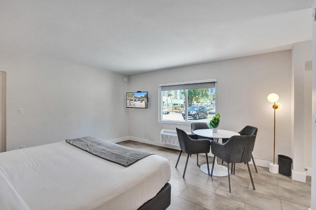 1 chambre, fer et planche à repasser, accès au Wi-Fi (inclus)