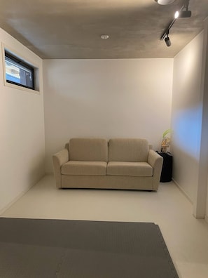 Deluxe Villa, Courtyard View | Living area