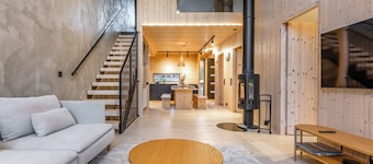 Modern Luxury 4BR Villa Levi Center