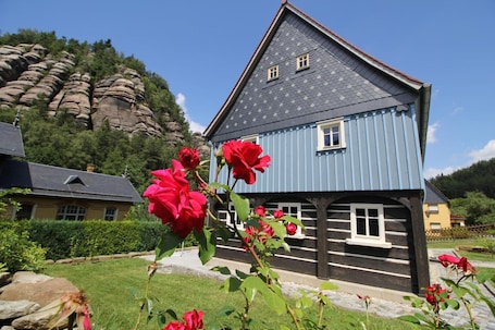 Property grounds. Oberlausitzer Feha Mountain Cottage