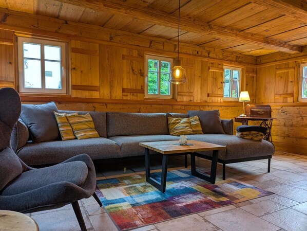 TV, fireplace, DVD player, stereo