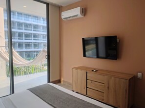 1 habitación, escritorio y acceso a internet 