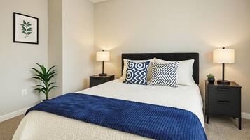 2 bedrooms, iron/ironing board, WiFi, bed sheets