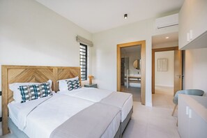 In-room safe, laptop workspace, blackout drapes, iron/ironing board - Eko Savannah by MJ Holidays (Tamarin)
