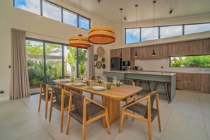 Dining - Eko Savannah by MJ Holidays (Tamarin)
