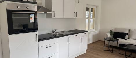 Comfort Apartment, Balcony | Private kitchen