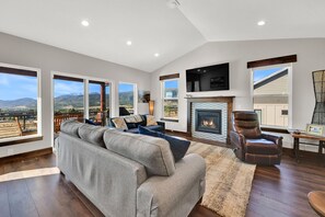 TV, fireplace, stereo, offices