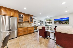 Interior - Elegant Lake Condo: Hot Tub, Pools & Beach LLV228 (South Lake Tahoe)