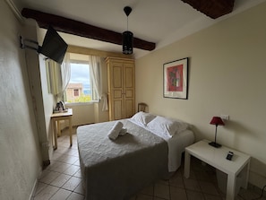 Comfort Double Room, City View