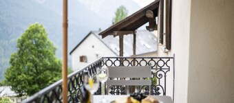 Chasa Bügliet: Holiday flat in the village center of Sent