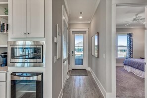 5 bedrooms, free WiFi, bed sheets