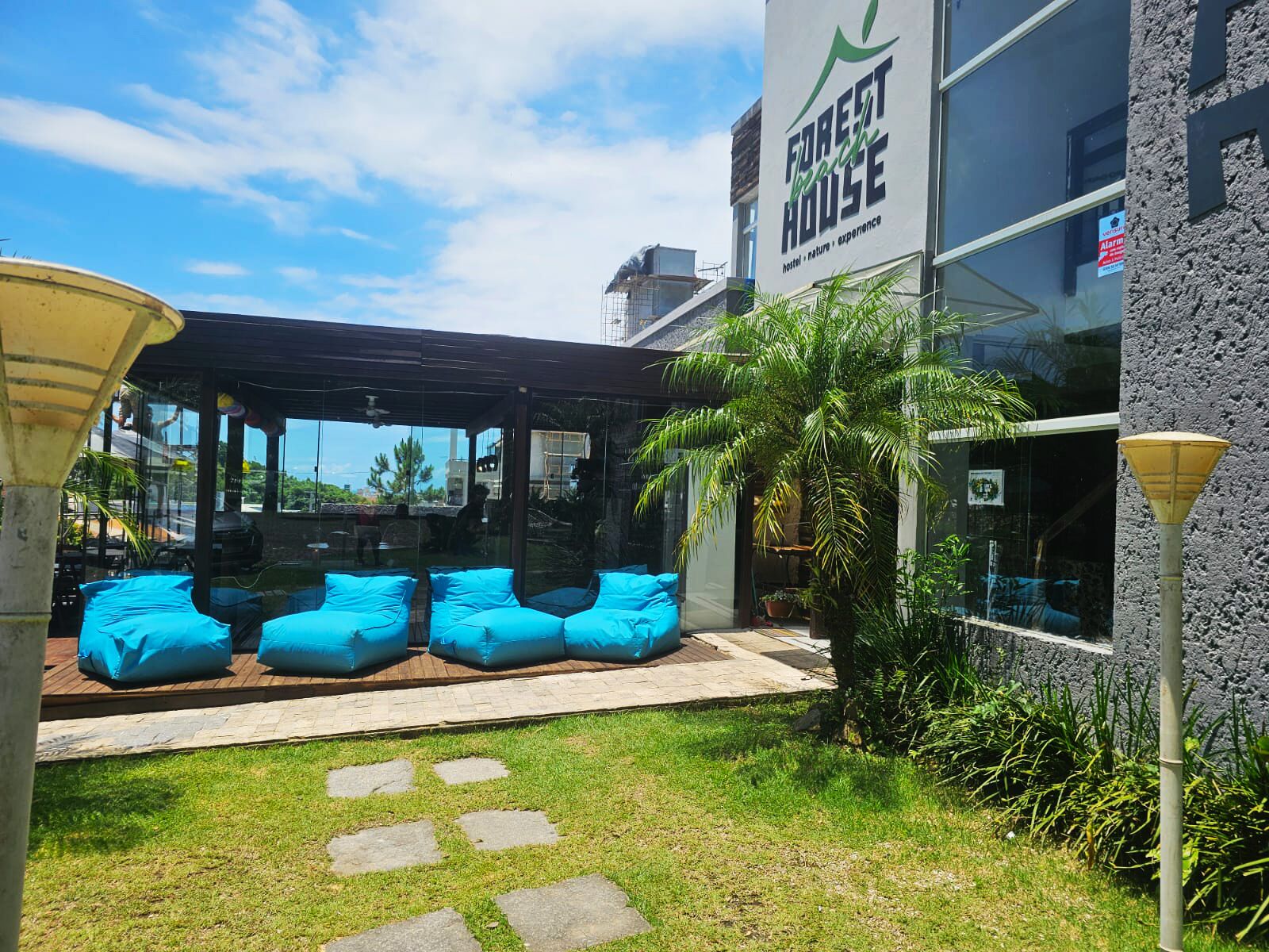 Fachada da propriedade