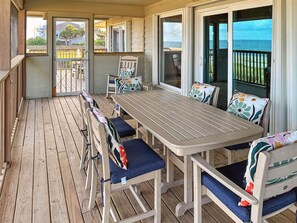 Outdoor dining - THIS DELIGHTFUL HOME IS IDEAL for a family vacation. (St. George Island)
