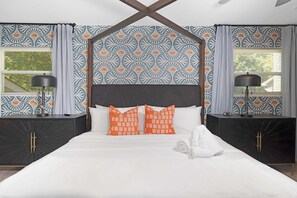 3 bedrooms, desk, iron/ironing board, WiFi