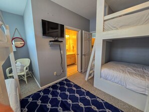 4 Schlafzimmer, kostenloses WLAN, Bettwäsche