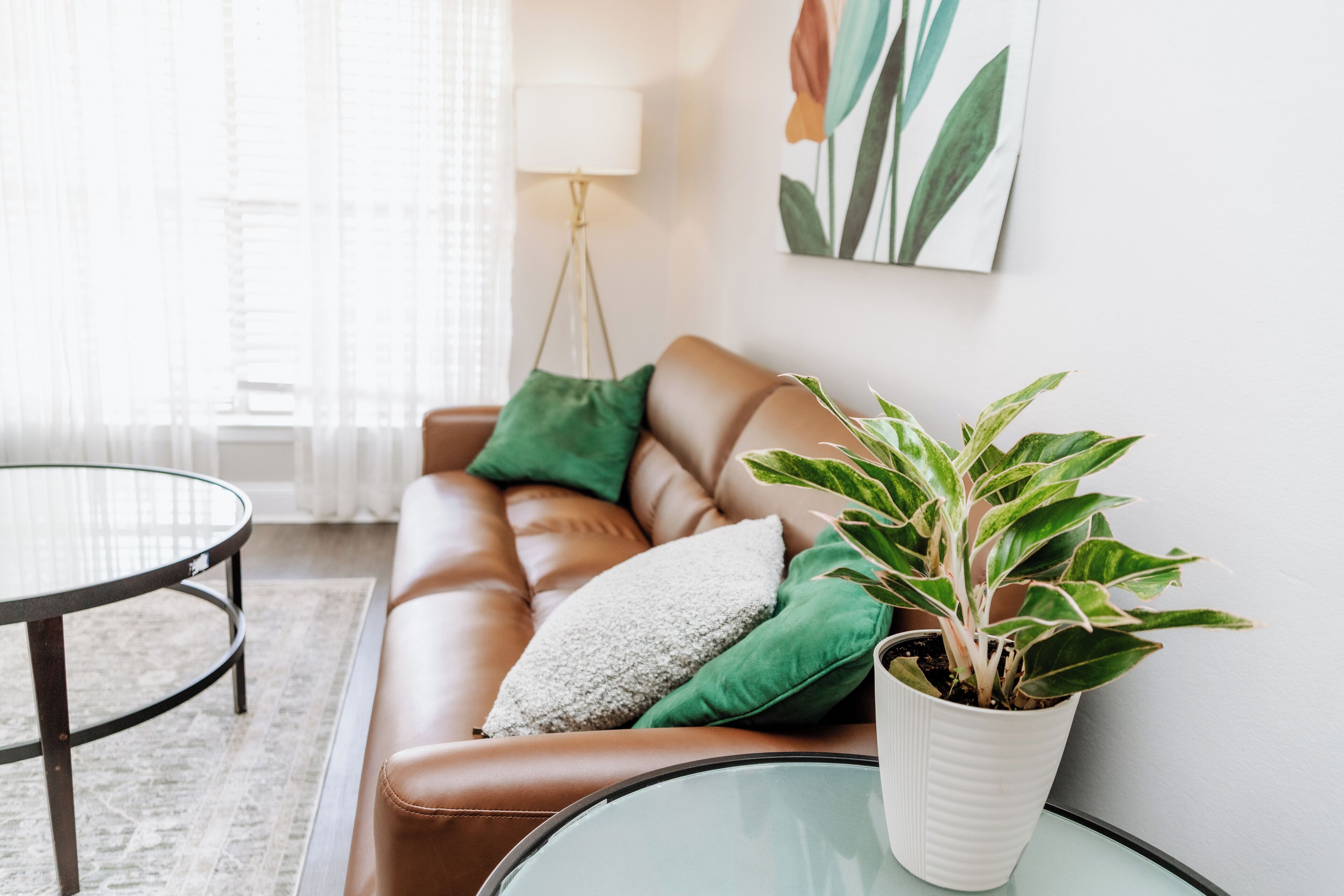 Een smart-tv en een kantoor